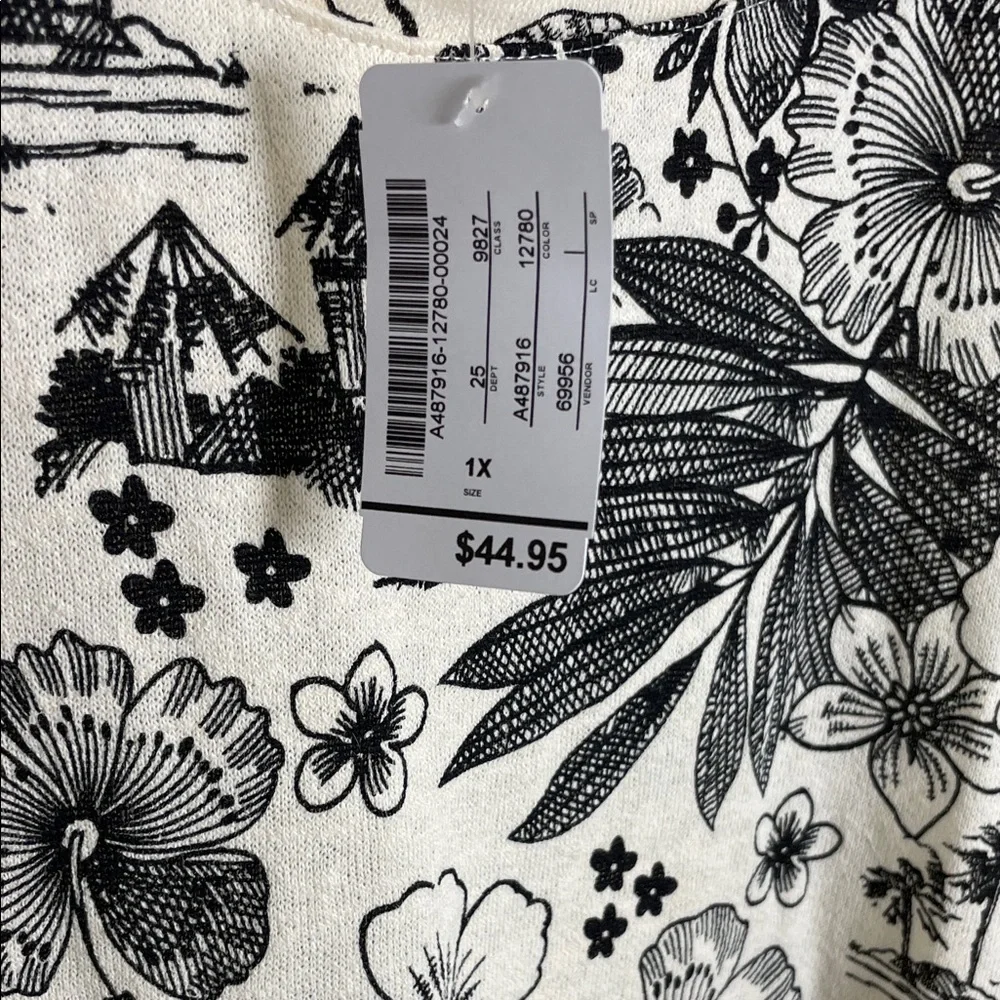 NWT CJ Banks 1X Floral Short Sleeve Top - Picture 3 of 7